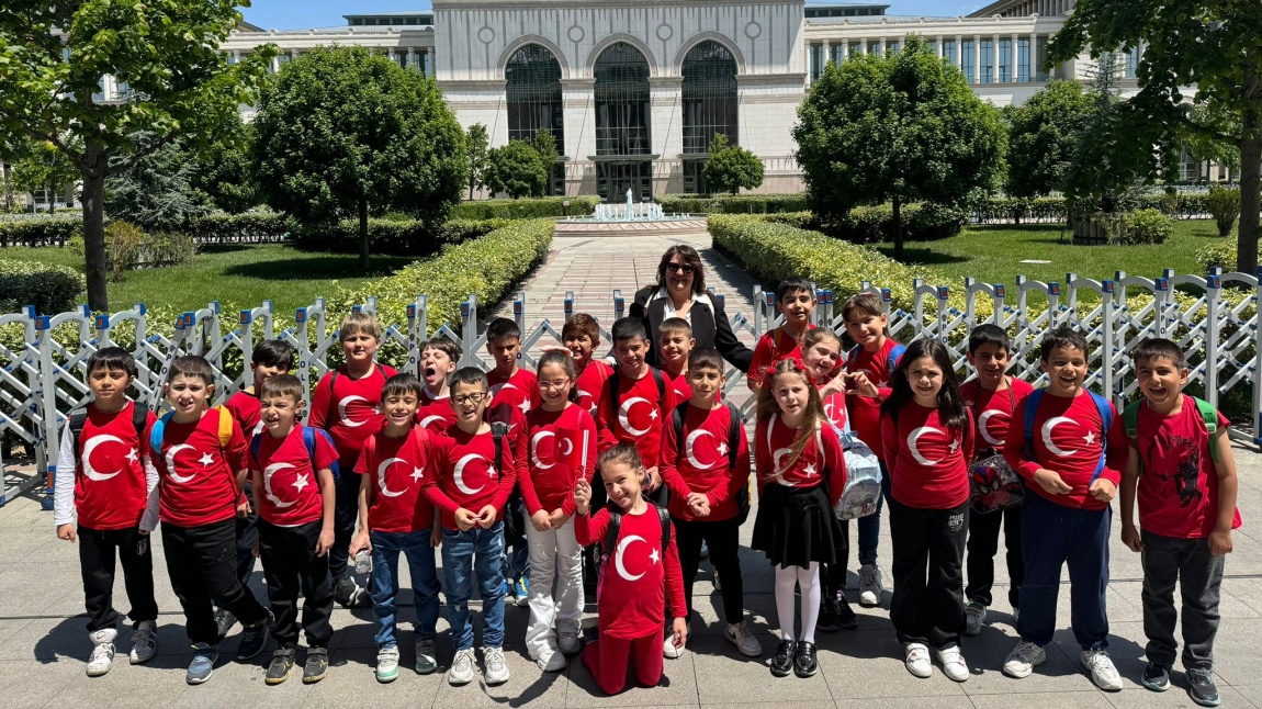 Millet Kütüphanesi Gezisi 2-E